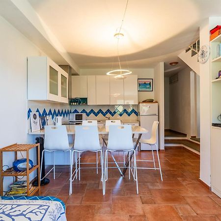 Villa Perdalonga, Vista Mare Sea View Tuerredda Teulada Kültér fotó