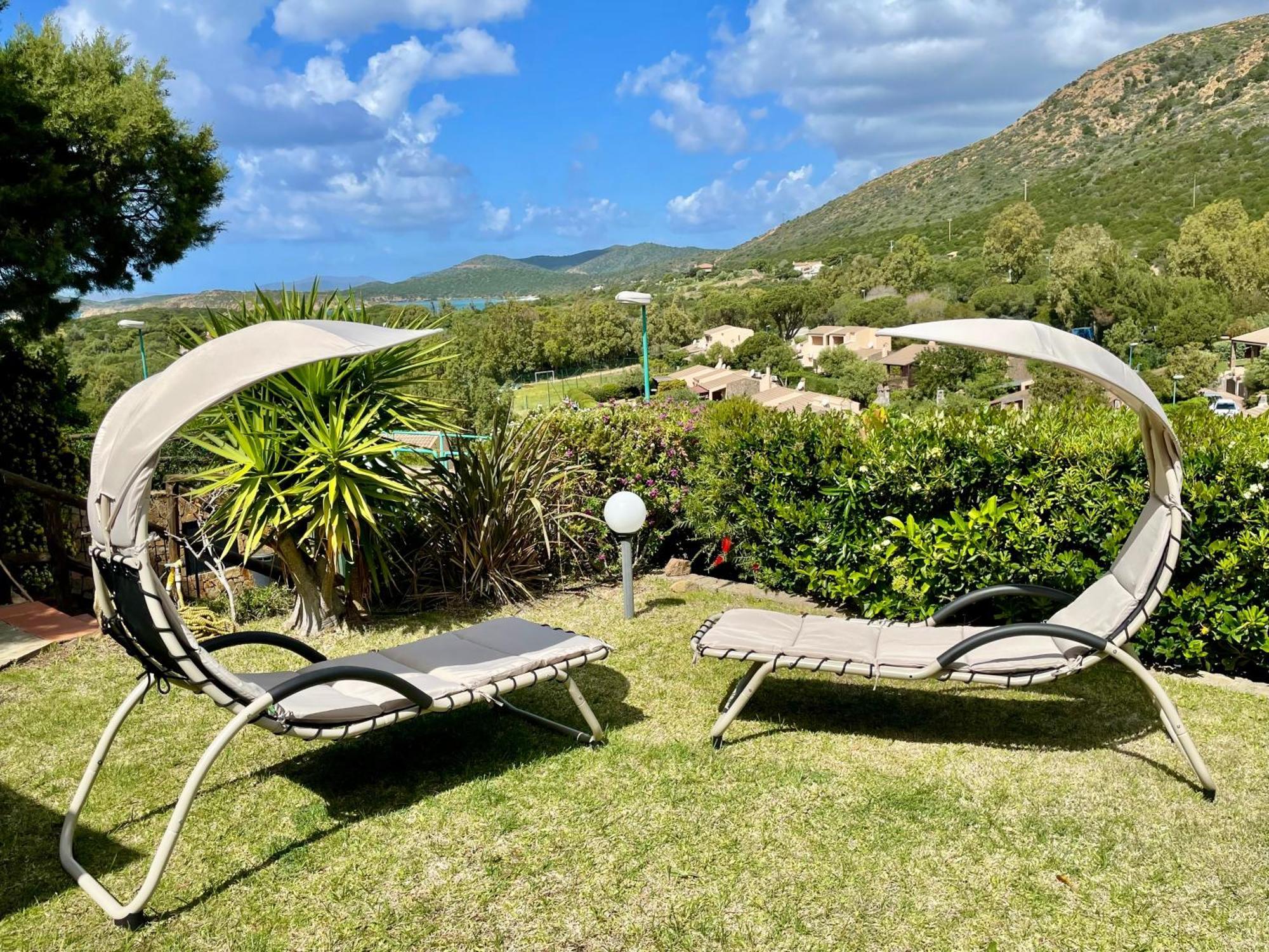 Villa Perdalonga, Vista Mare Sea View Tuerredda Teulada Kültér fotó